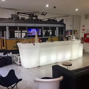 Golden Tram 242 Suites&hostel Lissabon